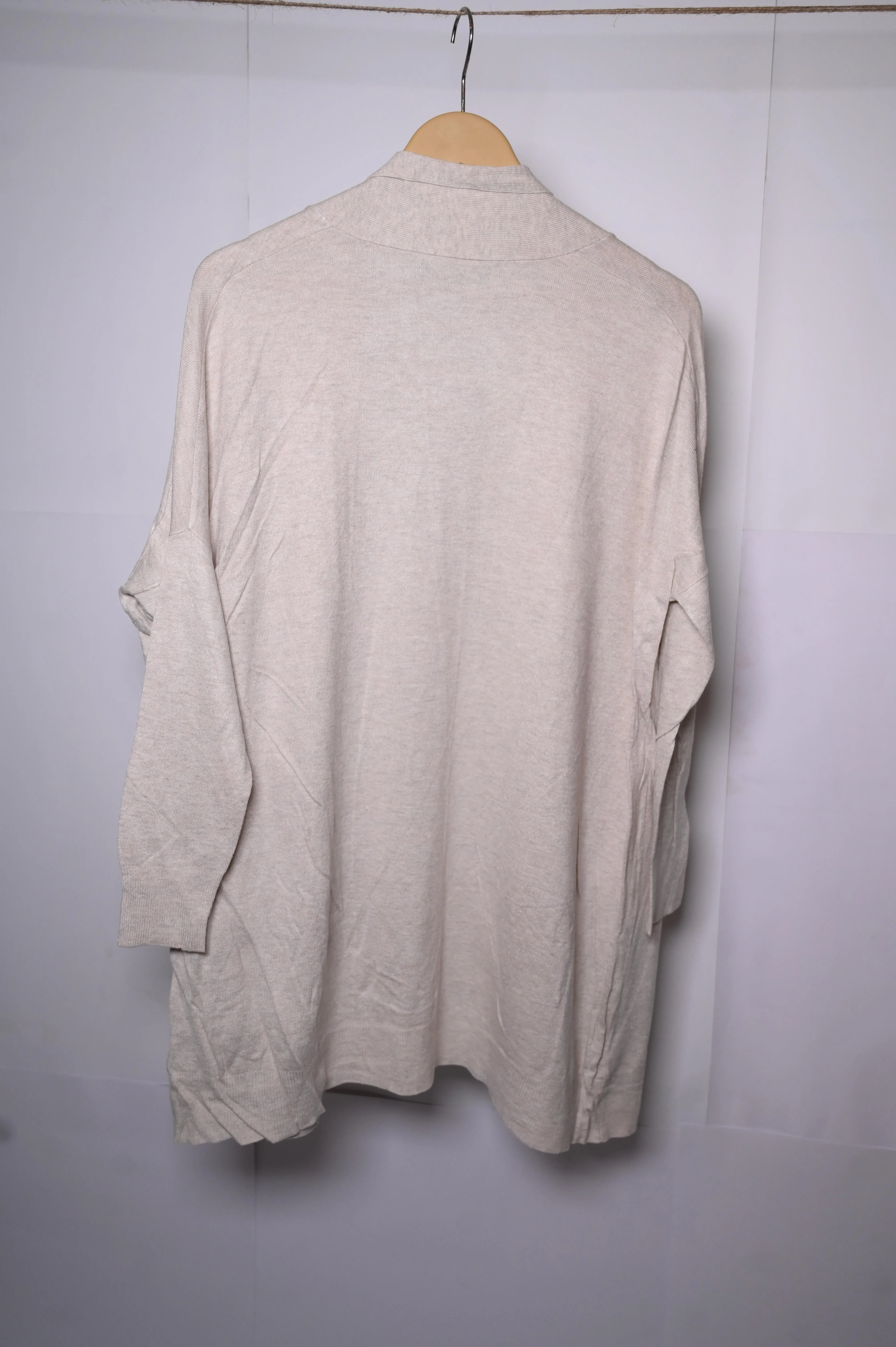 Elegant Off-White Viscose Shrug