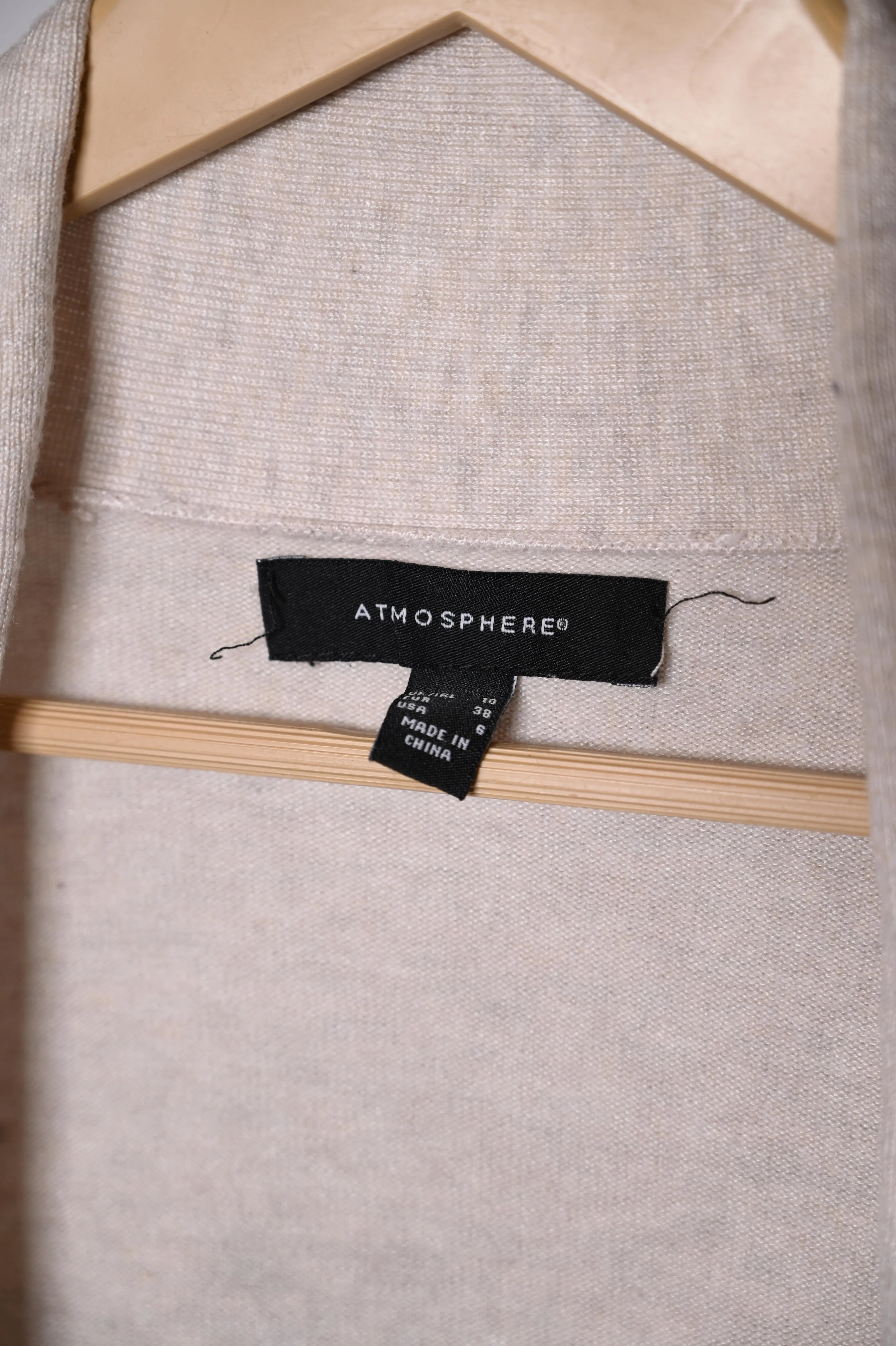 Elegant Off-White Viscose Shrug