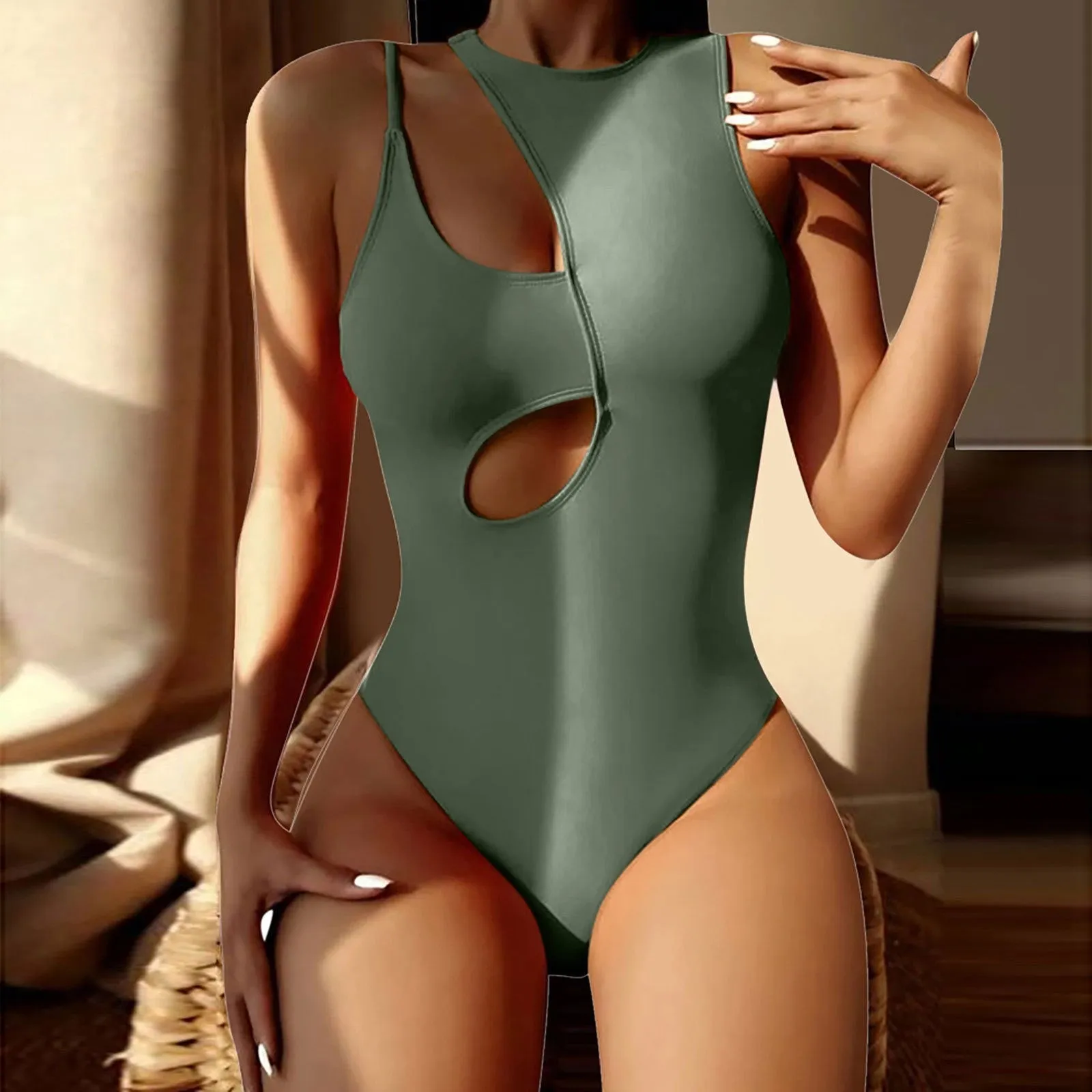 hollow one-shoulder swimsuit