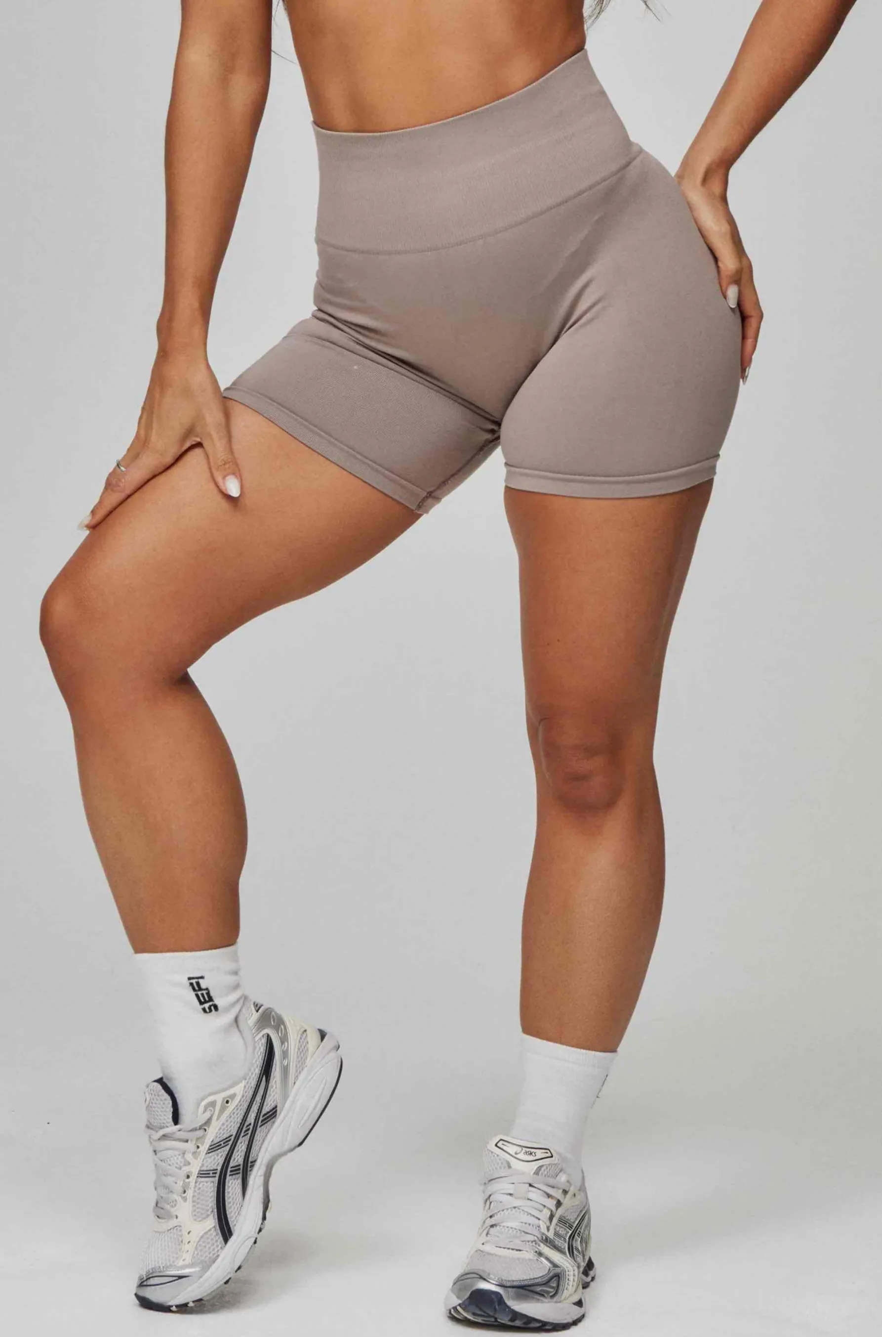 Timeless 5 Inch Shorts - Taupe Gray