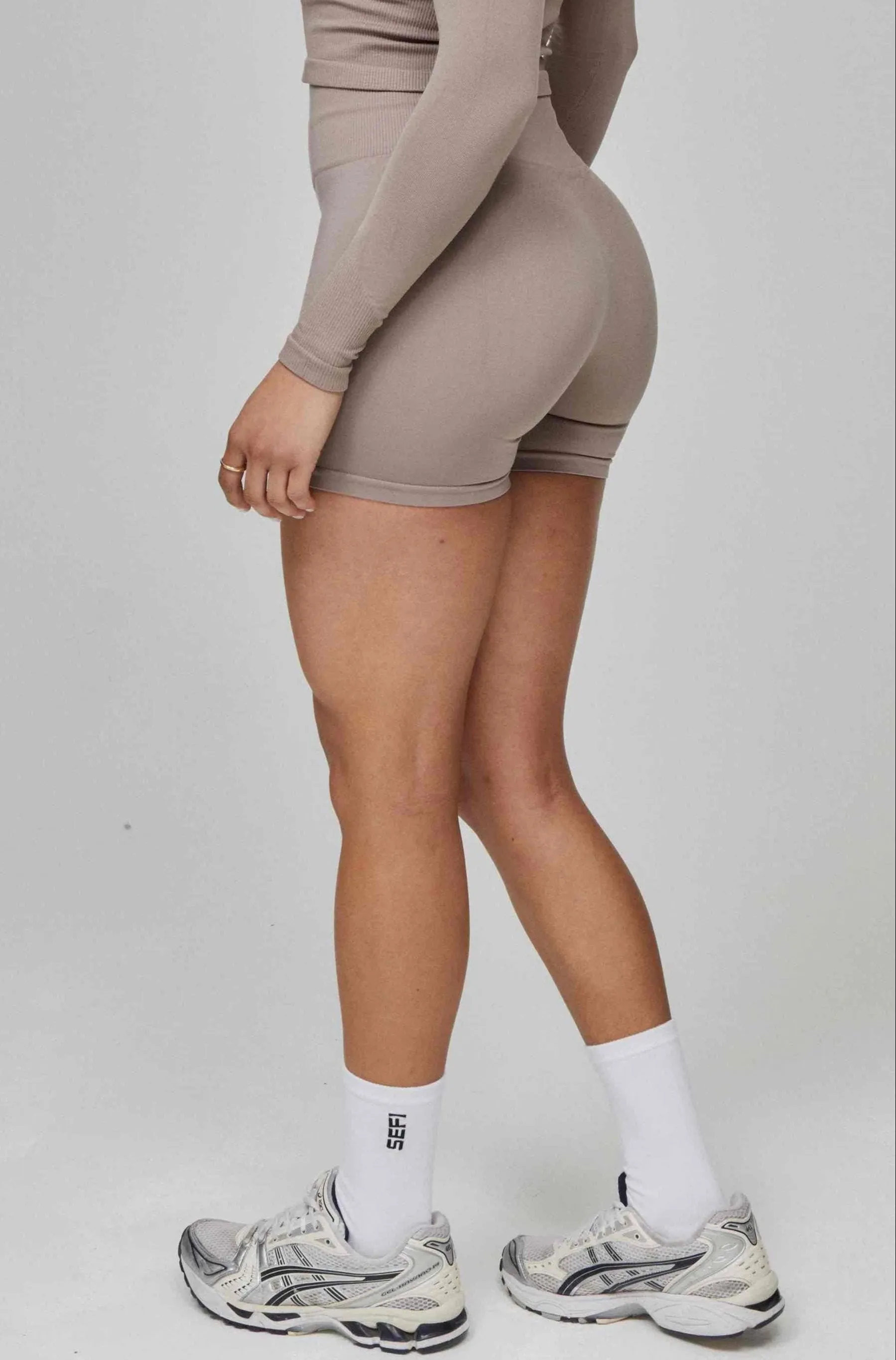 Timeless 5 Inch Shorts - Taupe Gray