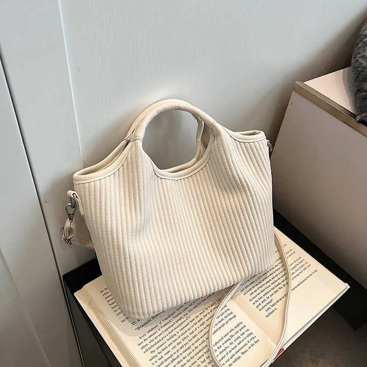 Tote Bag Large Capacity Bag Fashionable-حقيبة حمل كبيرة السعة