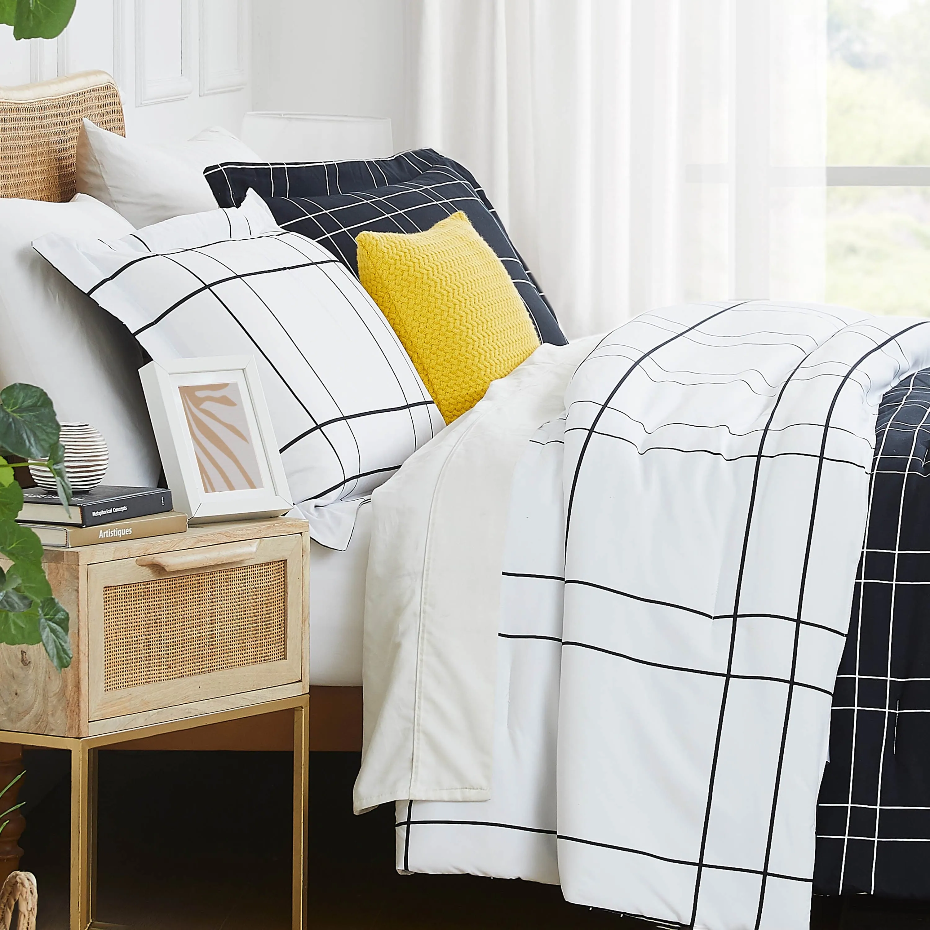 Urban Grid 5-Piece Duvet Cover Bedding Set