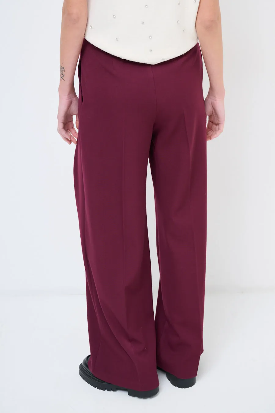 Wide-leg pleated trousers with belt wholesale