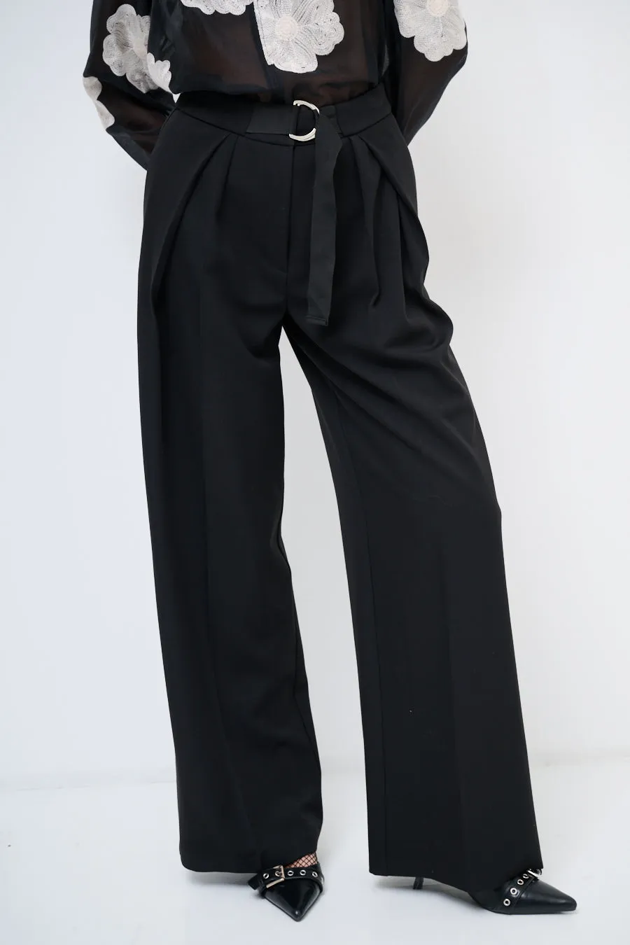 Wide-leg pleated trousers with belt wholesale